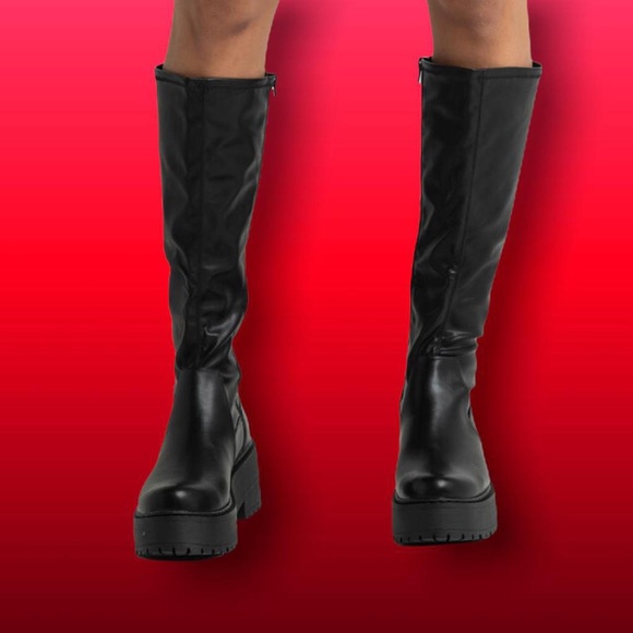 “Kelly” 90’s platform Knee High Boots - Picture 2 of 4